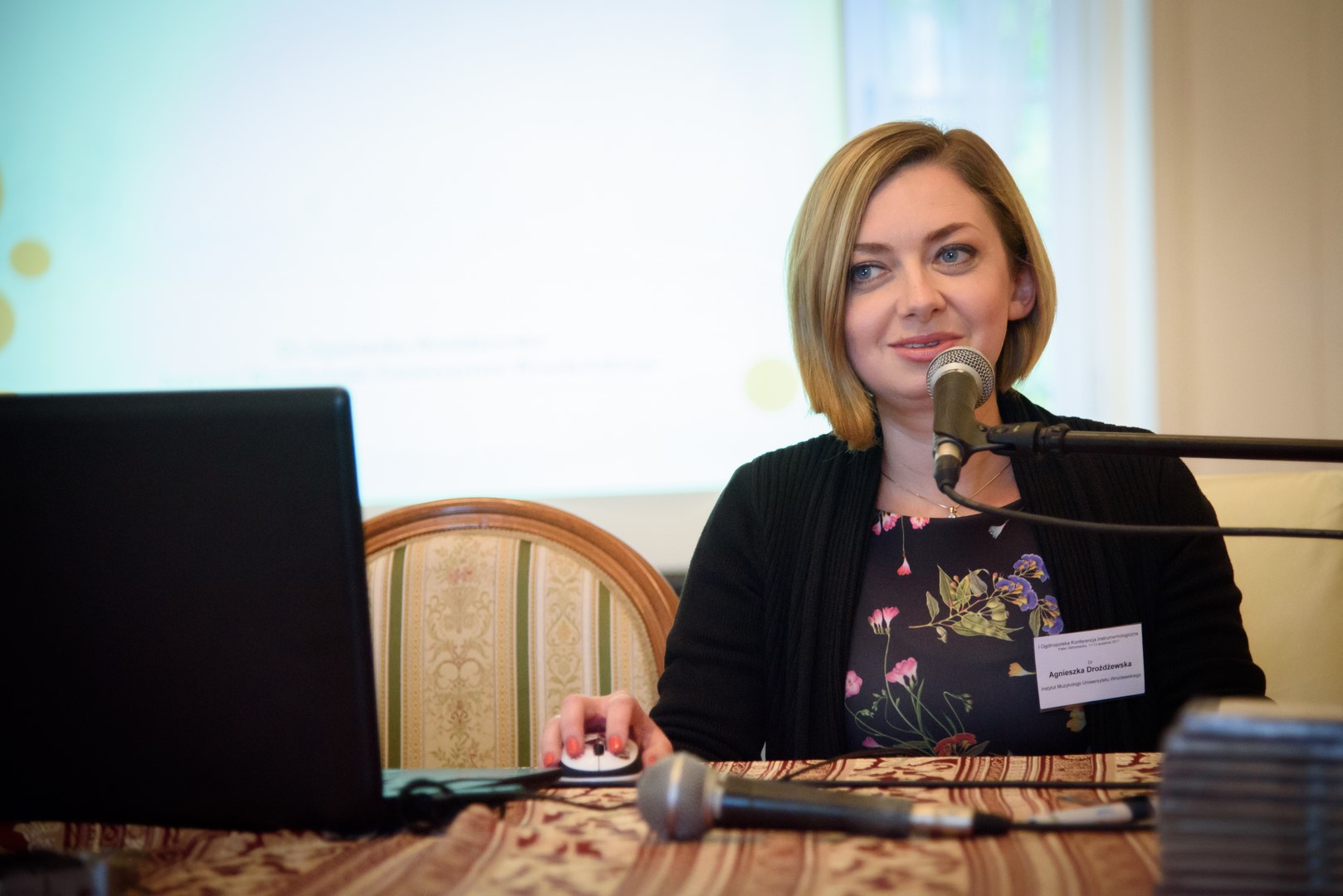 Instrumentarium dworskie przełomu XVIII i XIX wieku na przykładzie kolekcji po kapeli zamkowej w Oleśnicy (Oels) – Dr Agnieszka Drożdżewska