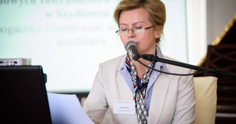 Kolekcja Muzeum Ludowych Instrumentów Muzycznych w Szydłowcu – bogactwo i osobliwość muzycznych artefaktów – Dr Aneta Oborny