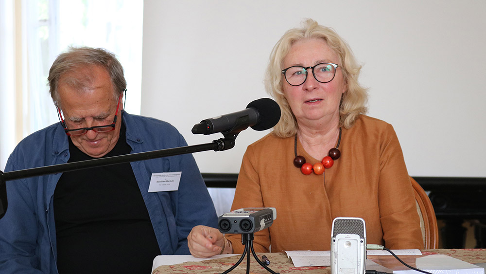 Forma plastyczna instrumentów w kontekście wymagań ergonomicznych i akustycznych – Dr Stanisław Marduła, Dr inż. Alicja Hołoga-Marduła