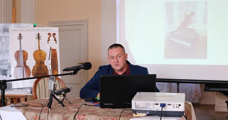 Renowacja obiektów z Kolekcji Zabytkowych Fortepianów im. Andrzeja Szwalbego w Ostromecku – Andrzej Włodarczyk
