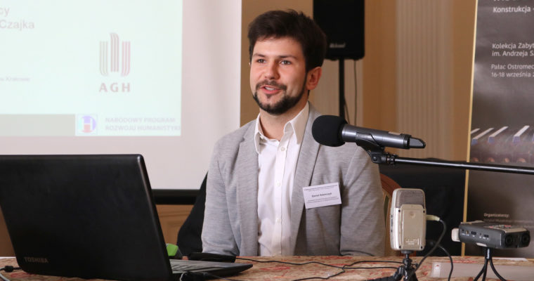 Modelowanie sprzężenia pola akustycznego i pola przepływu na przykładzie fletu ze zbiorów Muzeum Śląska Cieszyńskiego – Daniel Adamczyk