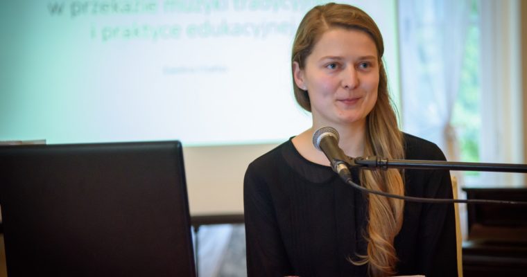 Ludowe instrumentarium dziecięce i jego zastosowanie w przekazie muzyki tradycyjnej i praktyce edukacyjnej – Ewelina Chatłas