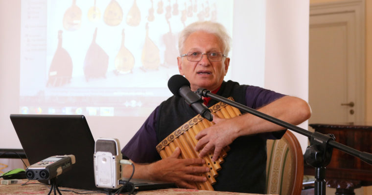 Prezentacja ukraińskich instrumentów muzycznych z własnej kolekcji – Liubomyr Kushlyk