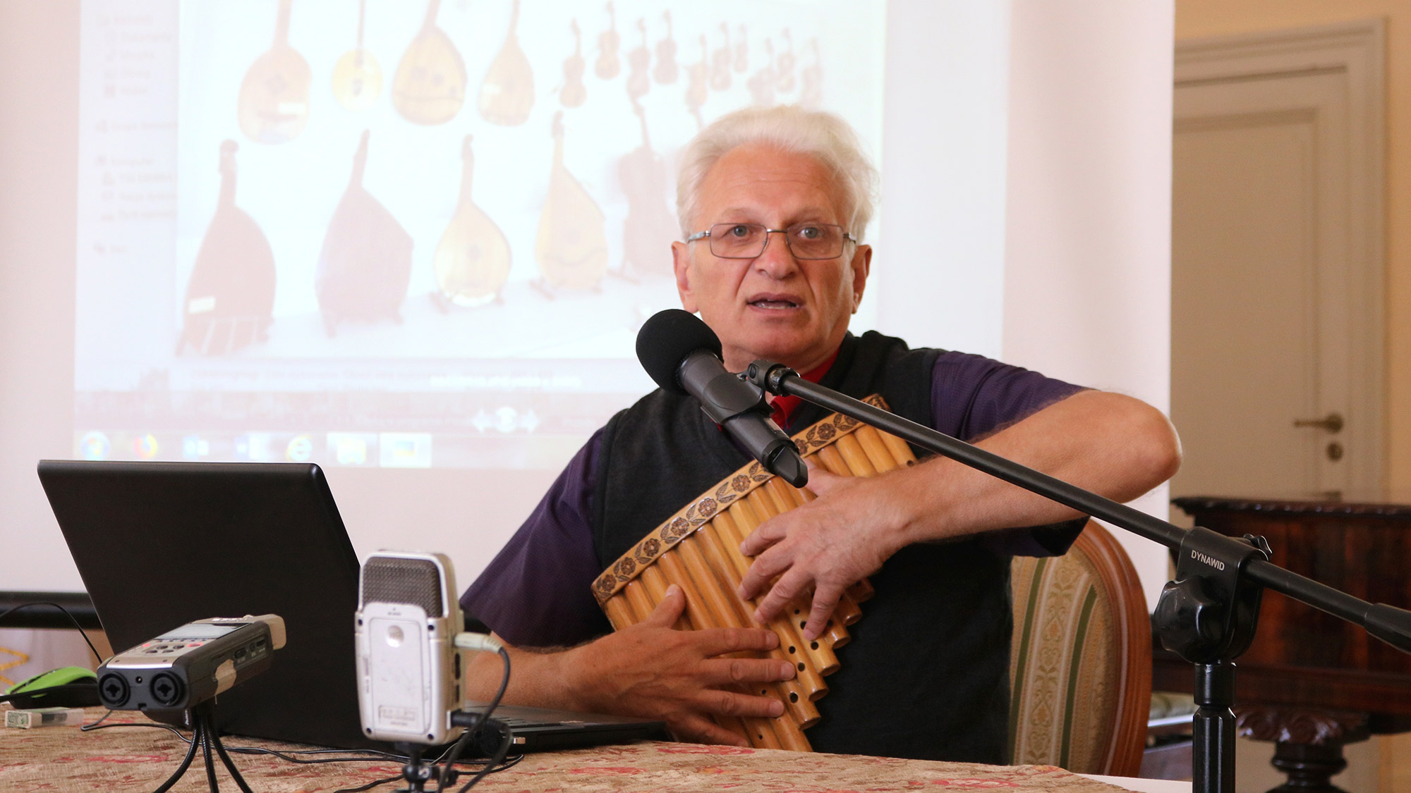 Prezentacja ukraińskich instrumentów muzycznych z własnej kolekcji – Liubomyr Kushlyk