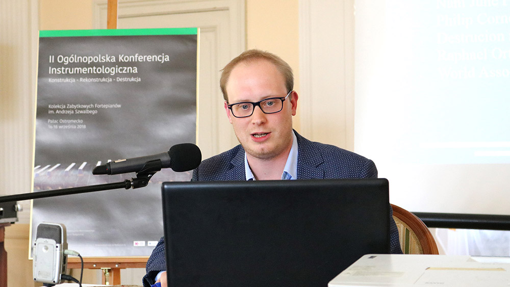 Performatywna destrukcja fortepianów: studium wybranych przypadków – Michał Bruliński