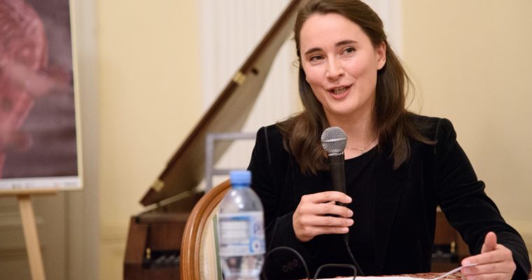 Magia tempo rubato w wykonawstwie na fortepianach historycznych i współczesnych – Dr hab. Maria Ludwika Gabryś, prof. UMFC