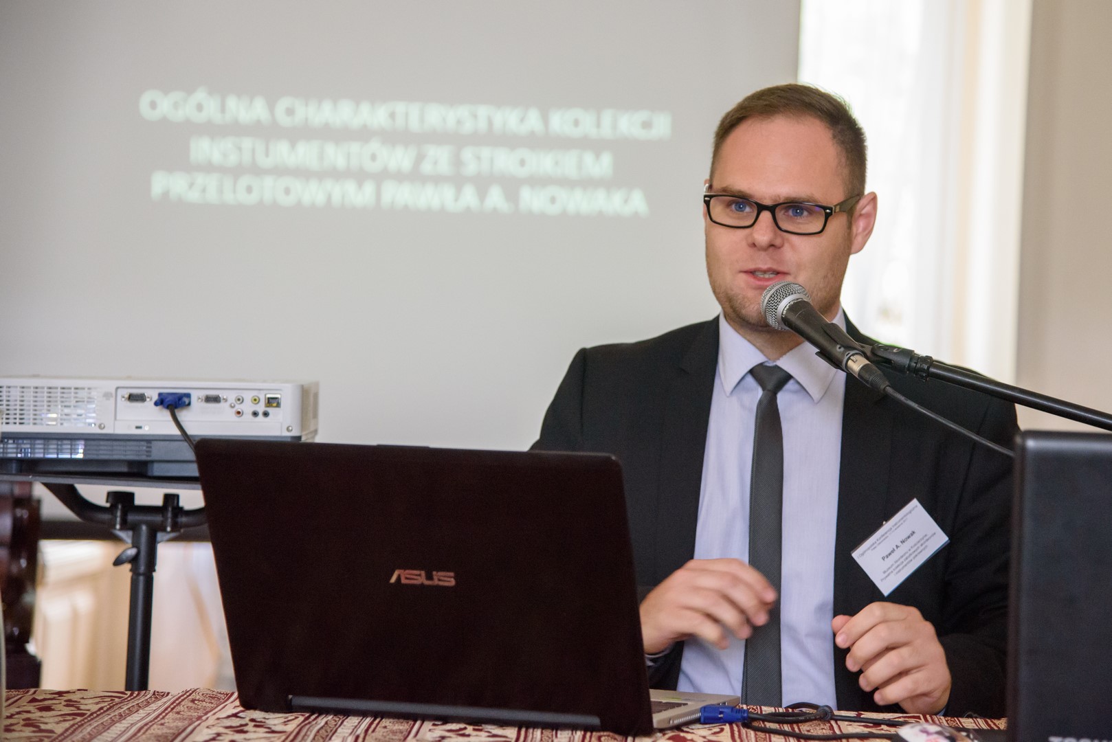 Ogólna charakterystyka zbioru instrumentów ze stroikiem przelotowym Pawła A. Nowaka – Paweł A. Nowak