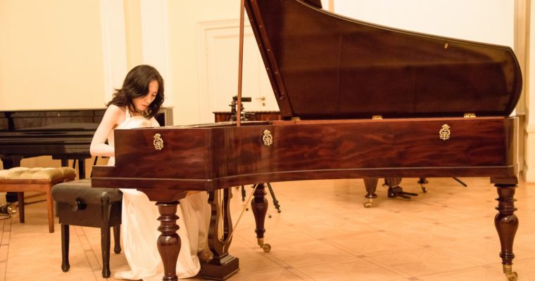 Yuko Kawai na fortepianie Pleyela z 1842 r. z kolekcji Andrzeja Włodarczyka