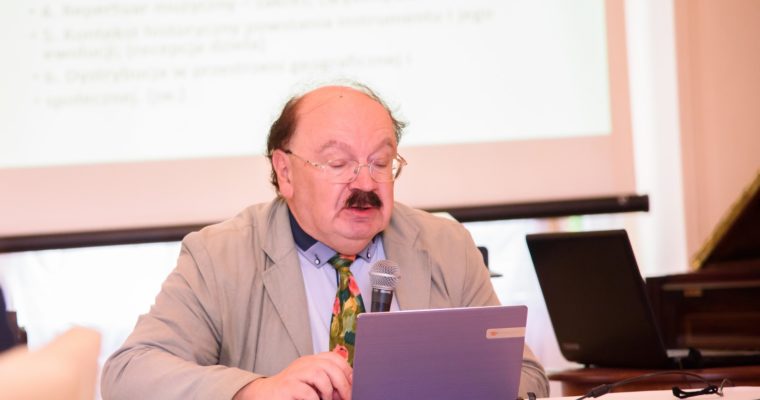 Norma i warianty w budowie ludowych instrumentów muzycznych – Prof. dr hab. Zbigniew J. Przerembski