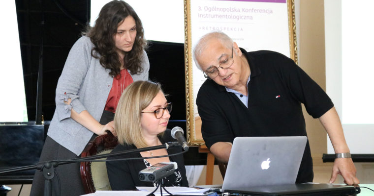Wyobrażenia instrumentów muzycznych w XVII- i XVIII-wiecznych sztambuchach ze zbiorów Biblioteki Uniwersyteckiej we Wrocławiu