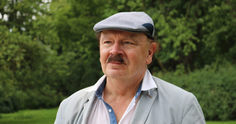 Muzyczne instrumentarium ludowe polskich regionów karpackich – prof. dr hab. Zbigniew J. Przerembski
